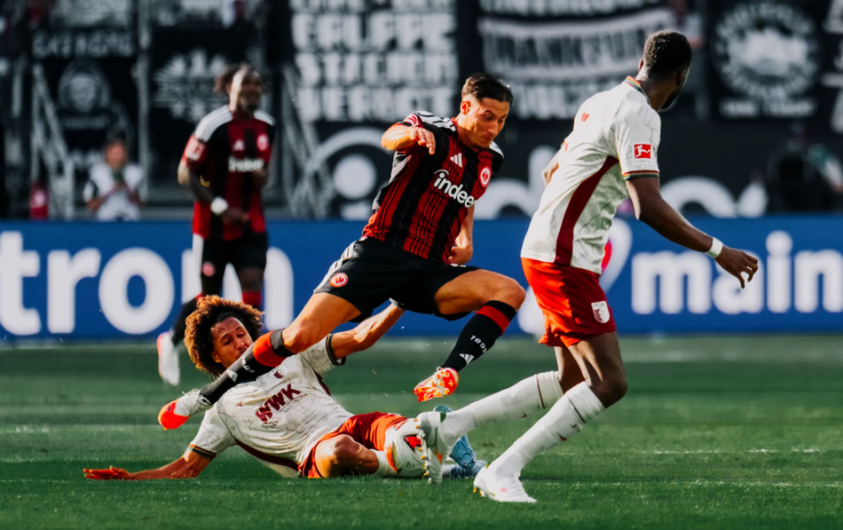 Eintracht Frankfurt vs Augsburg (22:30 – 06/09) | Xem lại trận đấu